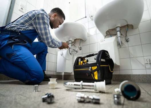 Plumbing service by NETCOM Investment Projects